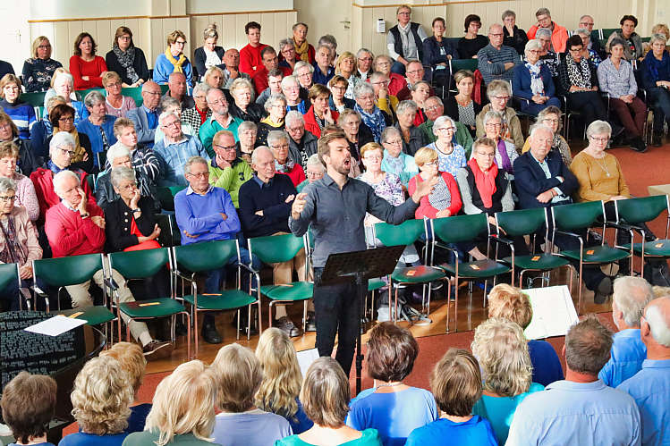 27 okt 2018 - Groot mannenkoor Midden Holland en gemengd koor Encore in de Geref.Kerk_26